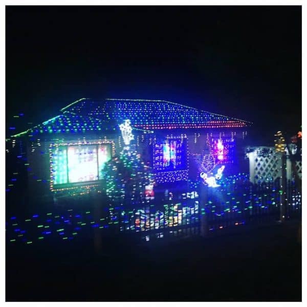 Enjoying The Lights of Lobethal at Christmas WorldWideWill